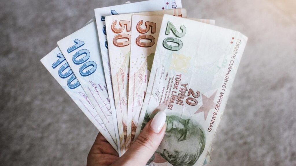 Çalışanlara ve işverenlere zorunlu katkı geliyor